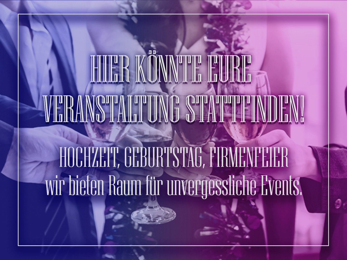 Zwei Hände halten Sektgläser, während eine Einladung zu Veranstaltungen im Hintergrund sichtbar ist.