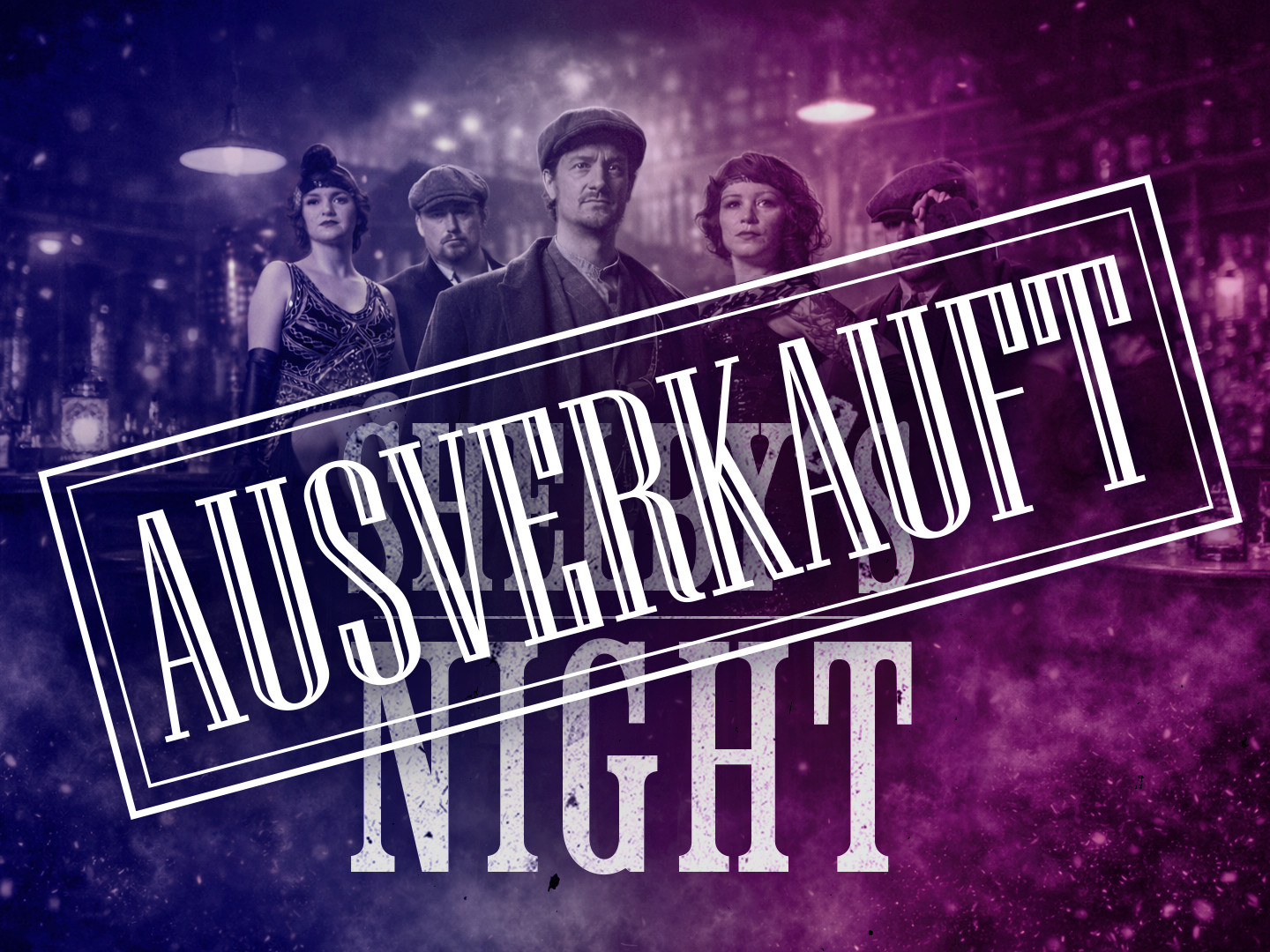 Gruppe von Personen in Vintage-Kleidung mit dem Text 'AUSVERKAUFT' überlagert auf einem Hintergrund mit Lichtern.
